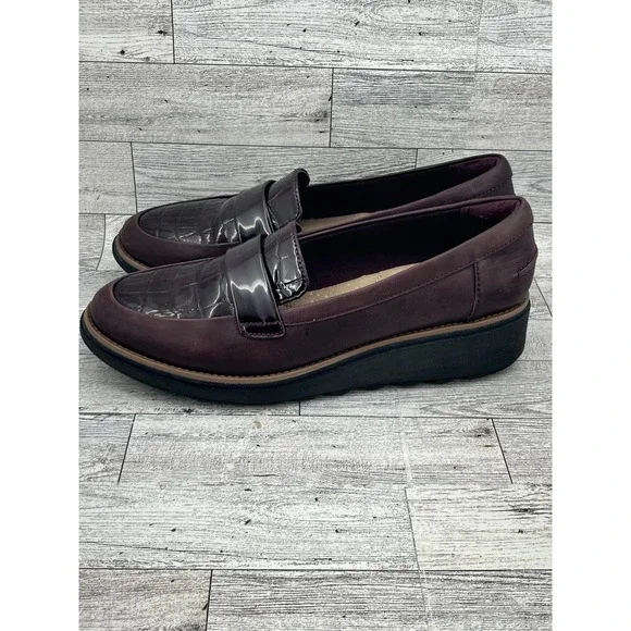 Clarks Collection Women Burgundy Leather Croc Embossed Wedge Loafers Size 8 M - Picture 5 of 10